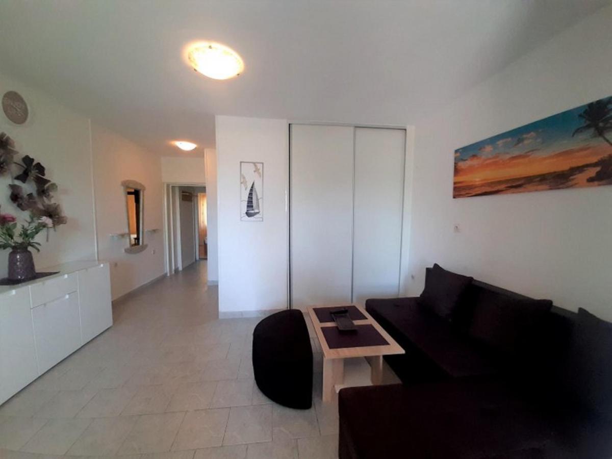 Apartments Nada Krk Island Zewnętrze zdjęcie