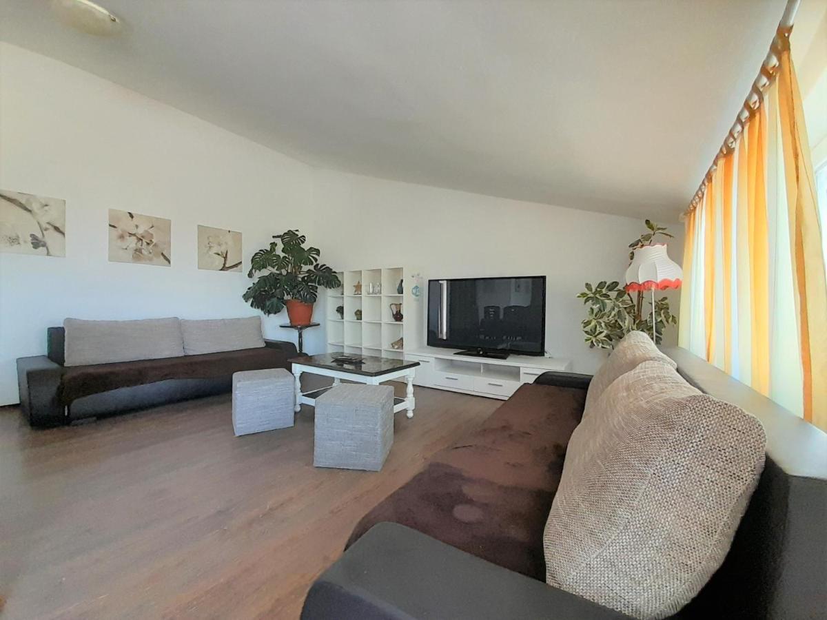 Apartments Nada Krk Island Zewnętrze zdjęcie