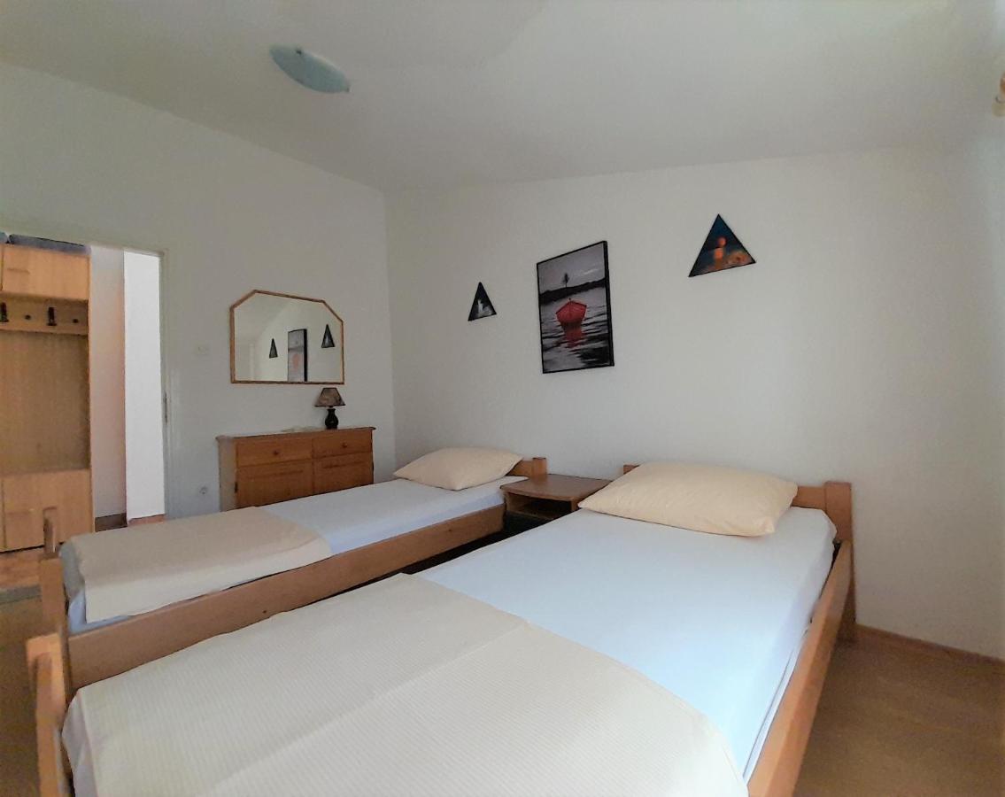Apartments Nada Krk Island Zewnętrze zdjęcie