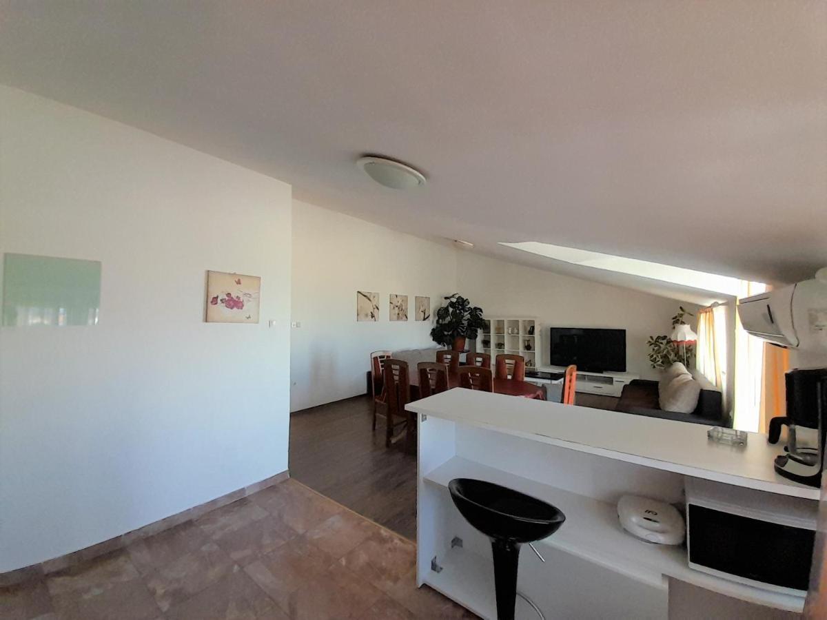 Apartments Nada Krk Island Zewnętrze zdjęcie
